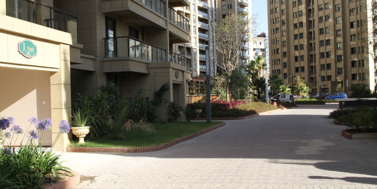 the entrance to the apartment building