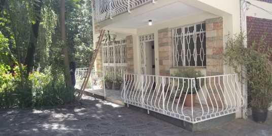 Gorgeous Little House for Rent in Bole