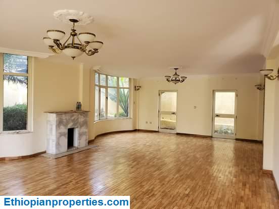 2CCB02D9-CD3A-4A91-8000-0B16897459FA