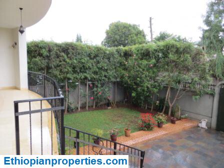 377637E4-851C-4495-A5A1-A03367E6401F