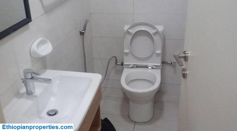 8A934B73-77C8-44A5-91F9-C219FEC58F77