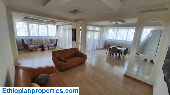 7E94C007-0610-44AF-AFA3-34BAC158F1D8