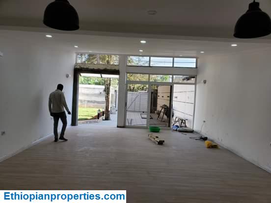 B34A6356-C7D8-4291-8F80-3583139E2238