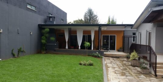 Fully Furnished Villa for Rent in Bole