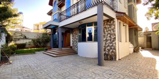 Luxurious Villa in Lebu