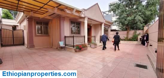 CC1B3BB2-DC97-41E9-A4A5-17CA14D5D743