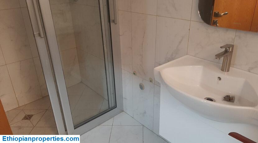 67B473FB-7419-401E-8AA6-66376819E1E5