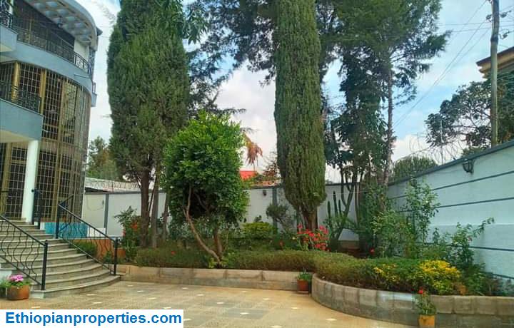 7AFB0169-6B92-4675-B852-EA1DEB1B50DA