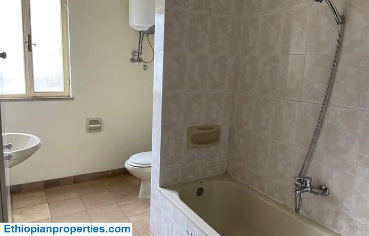 D03FD71A-C98F-4076-8197-DEC3E05EDF7B