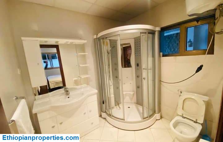 B2E10A82-C936-4DCF-B5ED-A513A0857B27