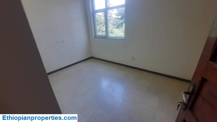 121217F3-FD50-4F05-97EA-CE592DED4037