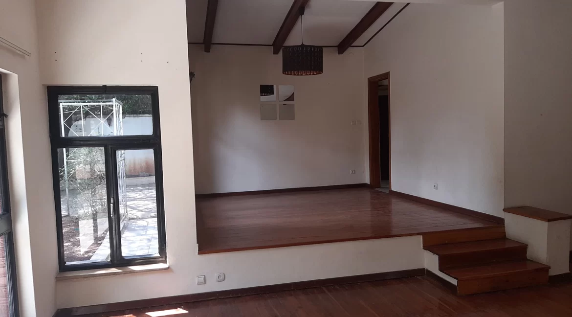 33A6D1C7-D8DE-47FB-84D7-E4A9500AC7C2